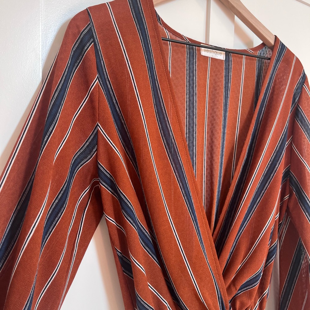 Vestique long sleeve romper - Picture 2 of 3